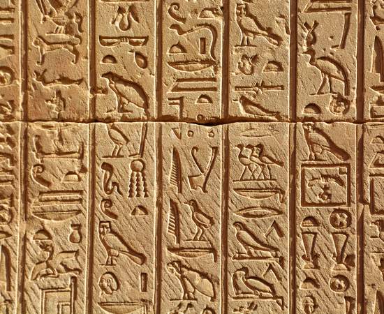 Más allá de las pirámides